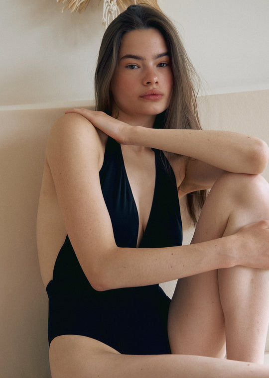 DEEP V-NECK ONE-PIECE SWIMSUIT