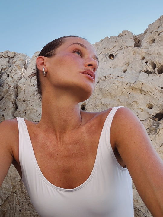 WIDE STRAPS ONE-PIECE SWIMSUIT