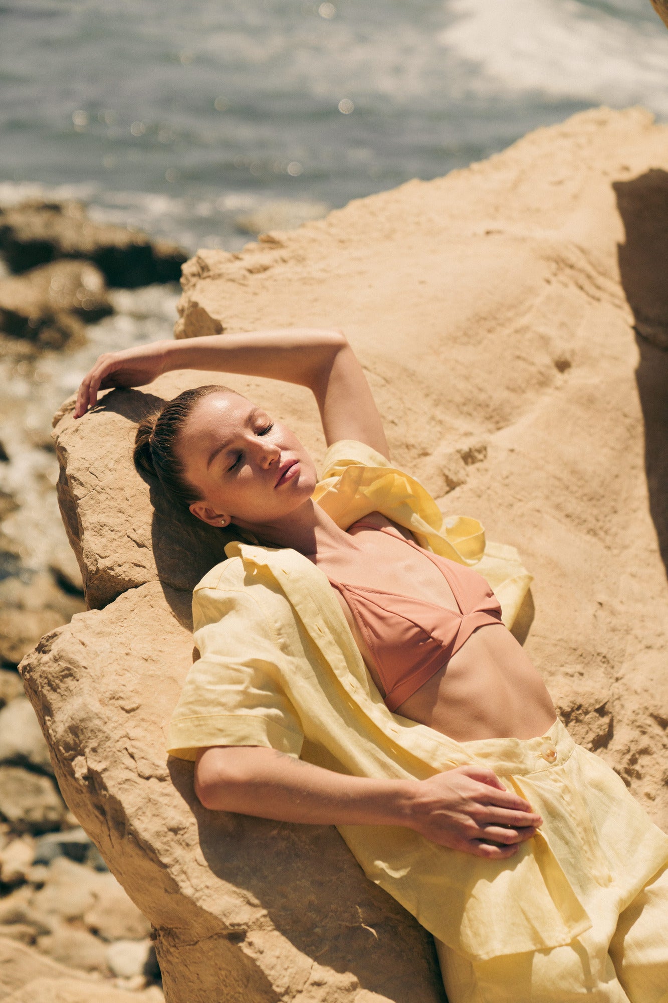 LINEN SHORT SLEEVE SHIRT