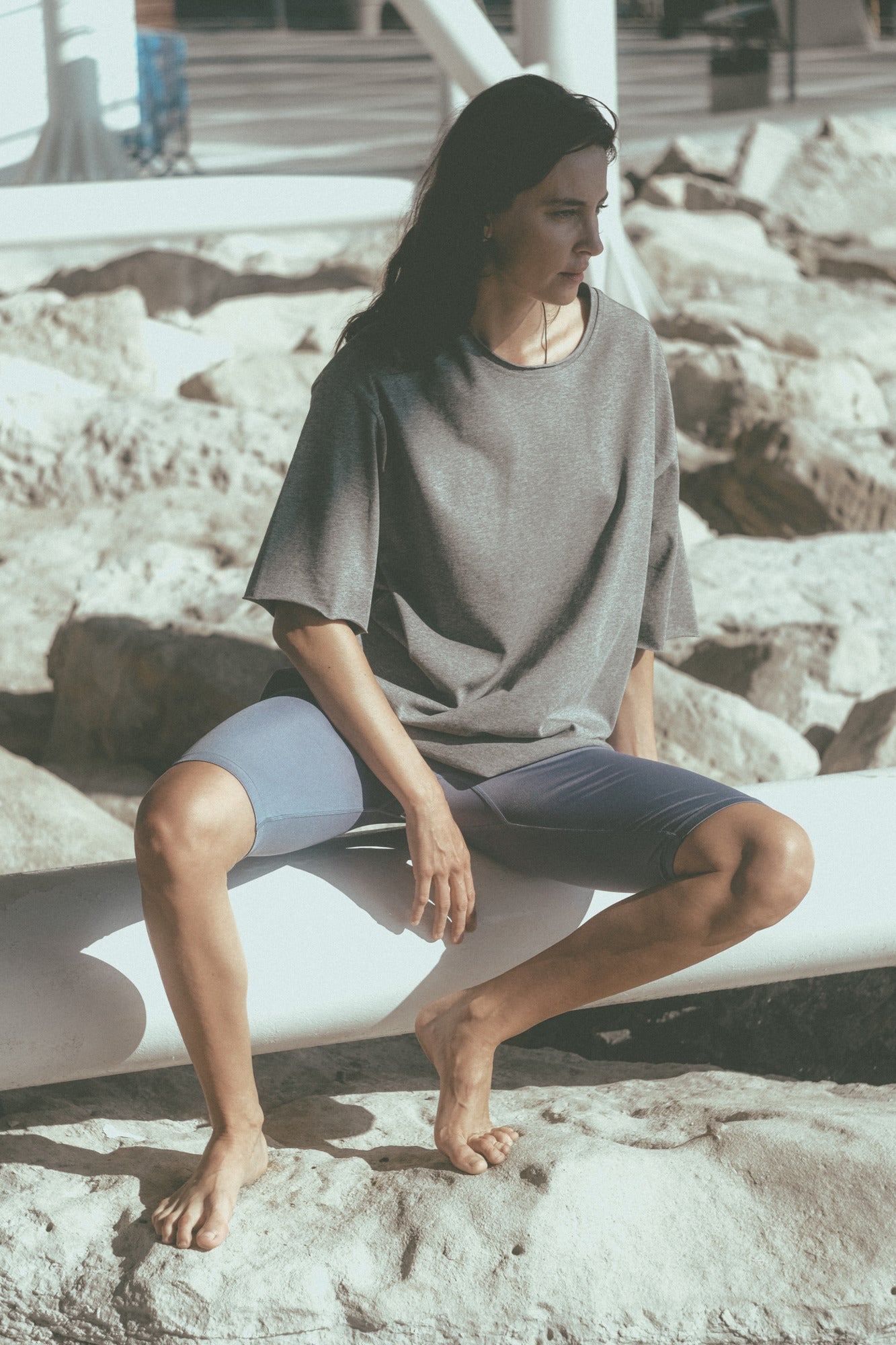 LOOSE T-SHIRT WITH RAW EDGE