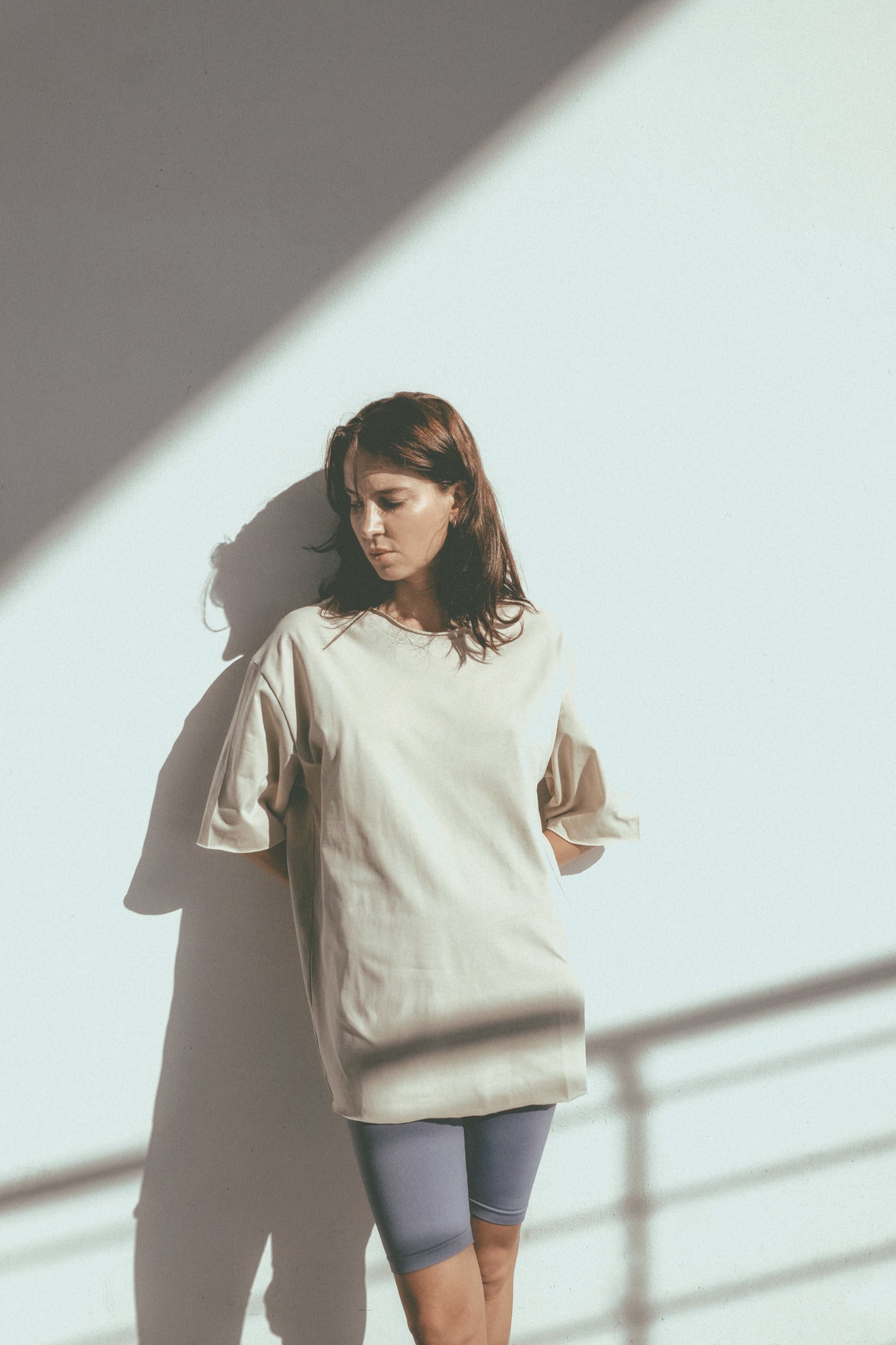 LOOSE T-SHIRT WITH RAW EDGE