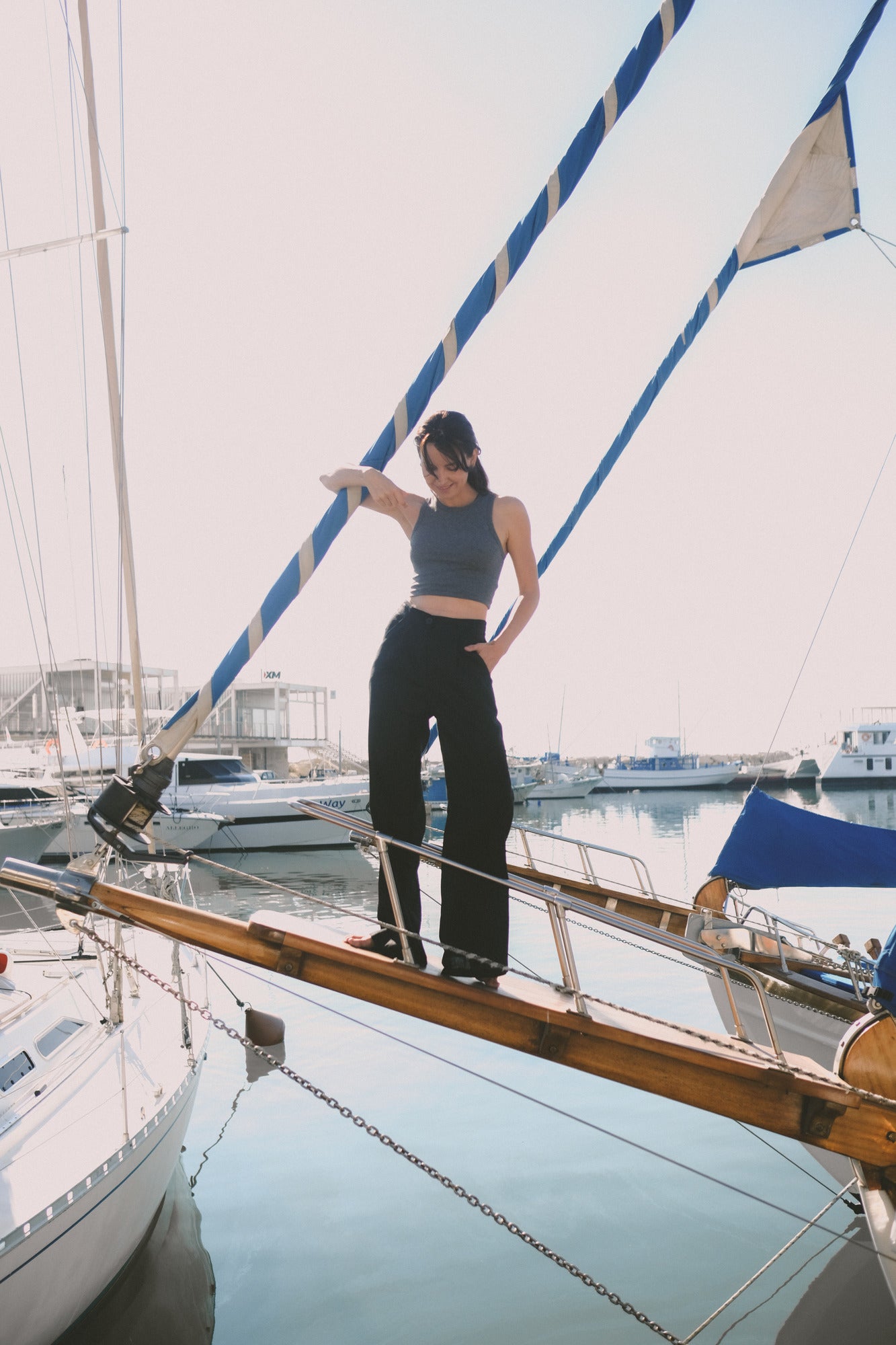 CLASSIC LINEN TROUSERS