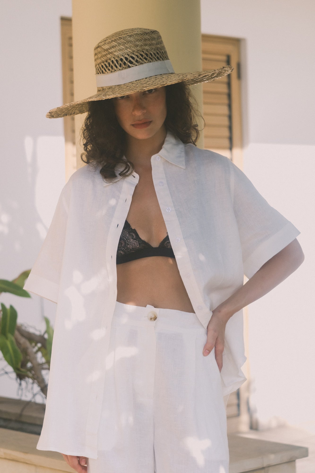 LINEN SHORT SLEEVE SHIRT