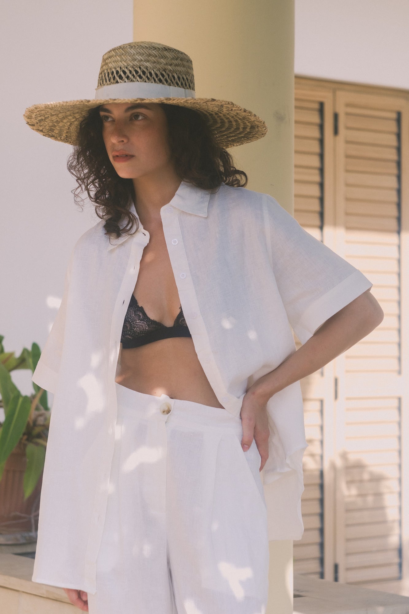 LINEN SHORT SLEEVE SHIRT