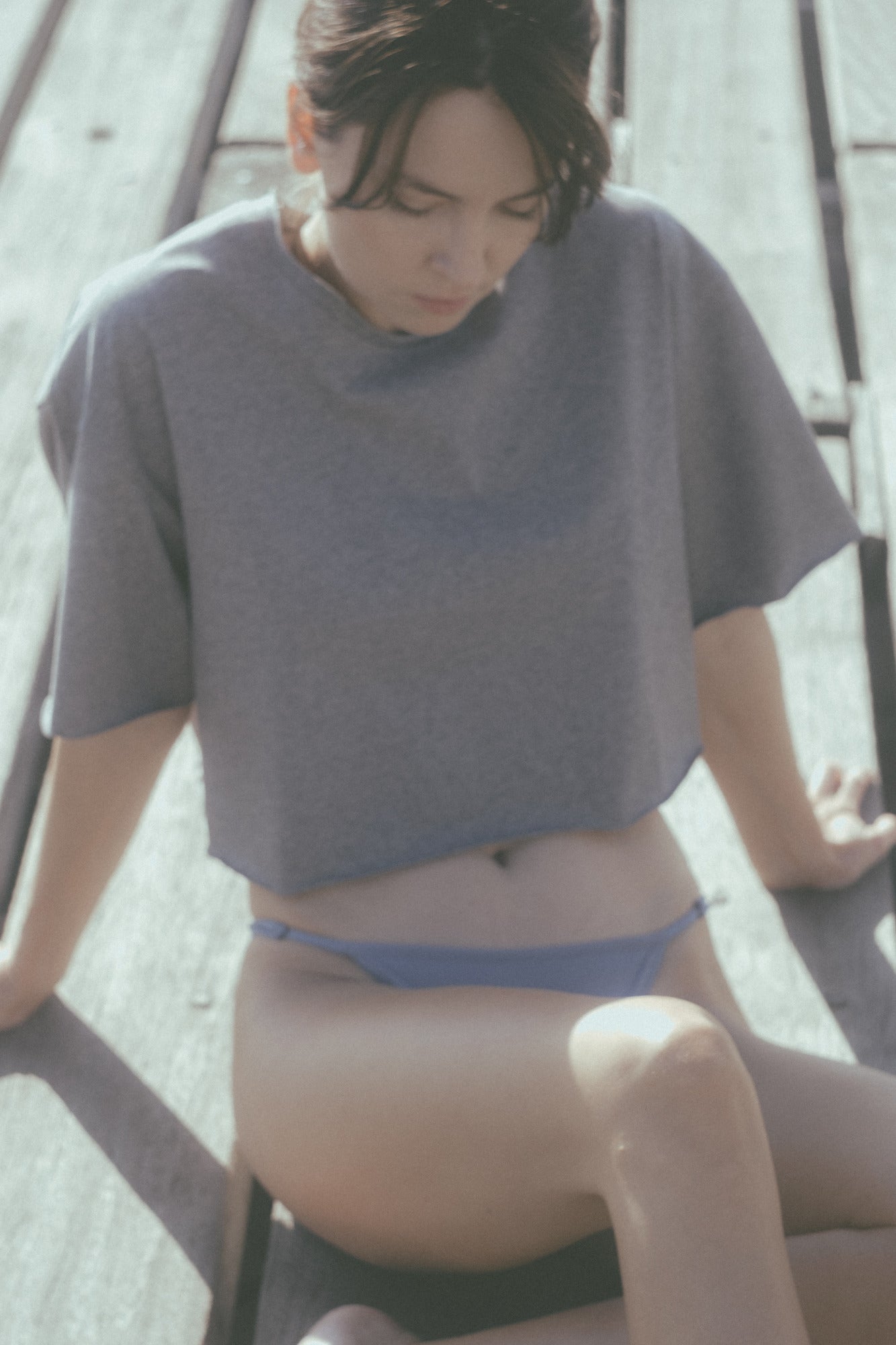 LOOSE CROPPED T-SHIRT