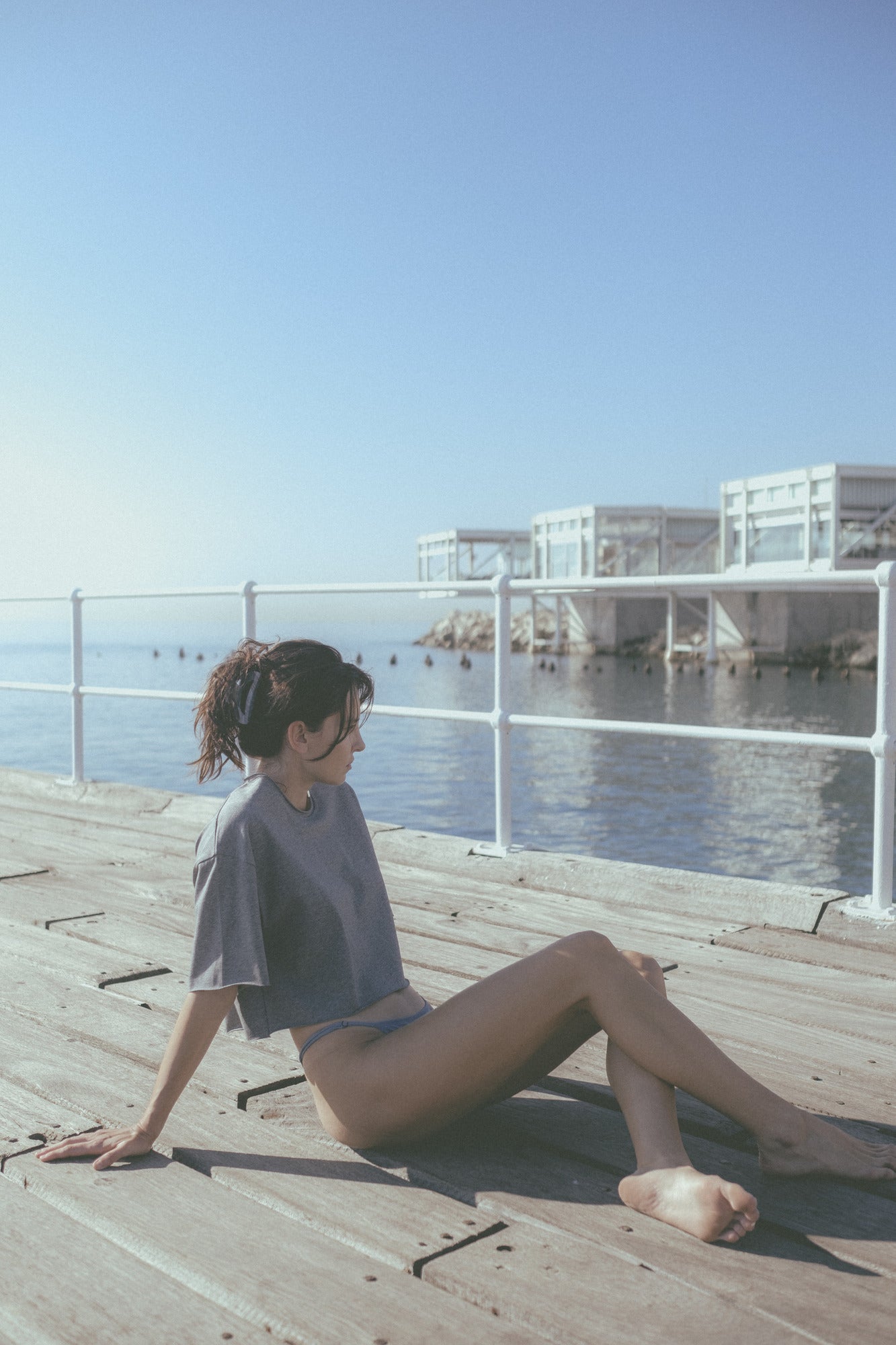 LOOSE CROPPED T-SHIRT