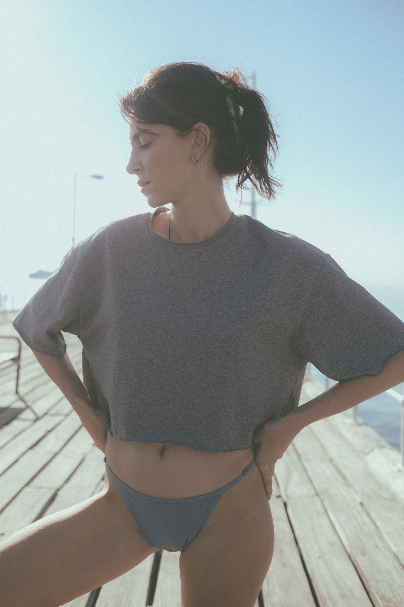 LOOSE CROPPED T-SHIRT