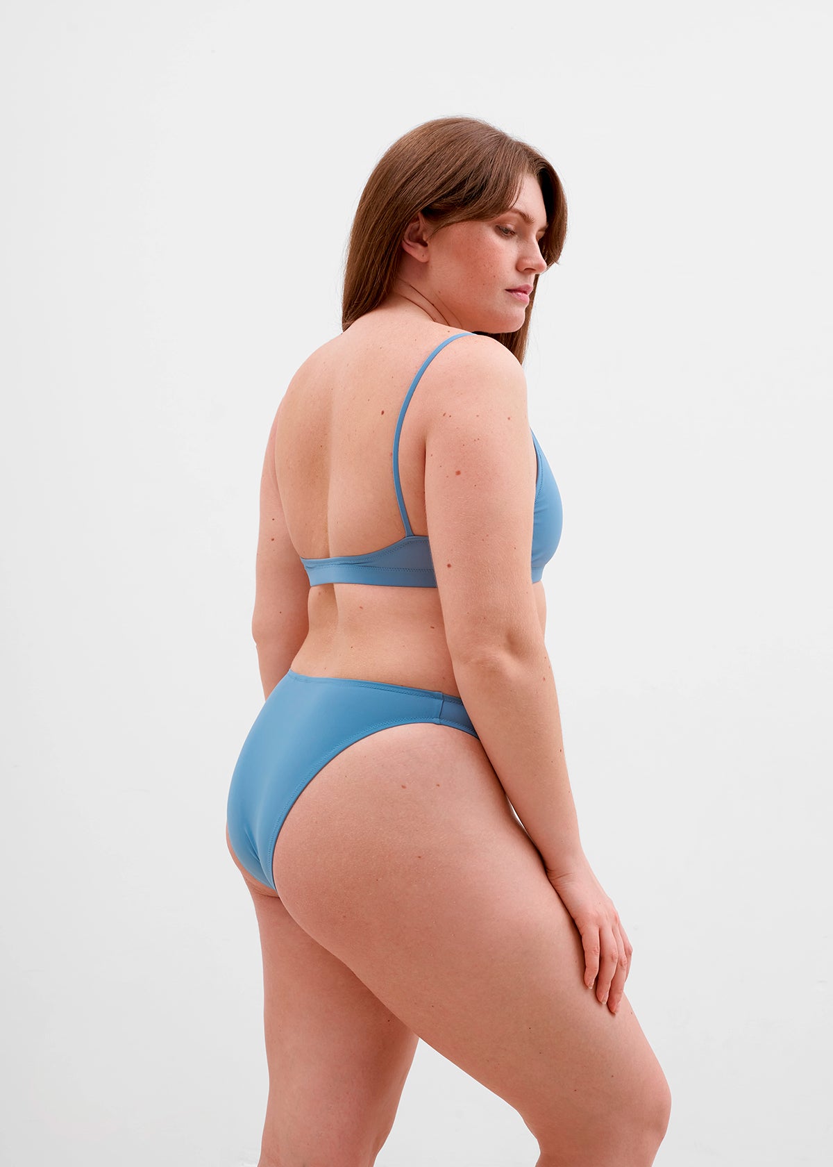 BODY TOP WITH THIN STRAPS