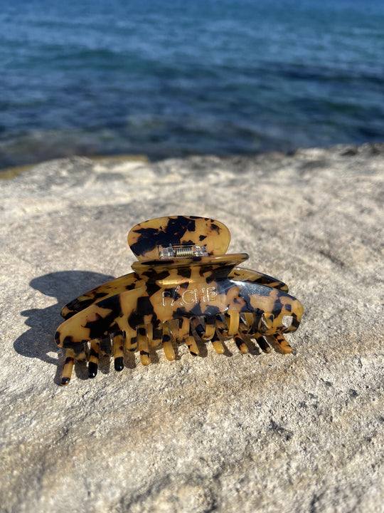 LARGE CRABBIE CLIPPER LEOPARD