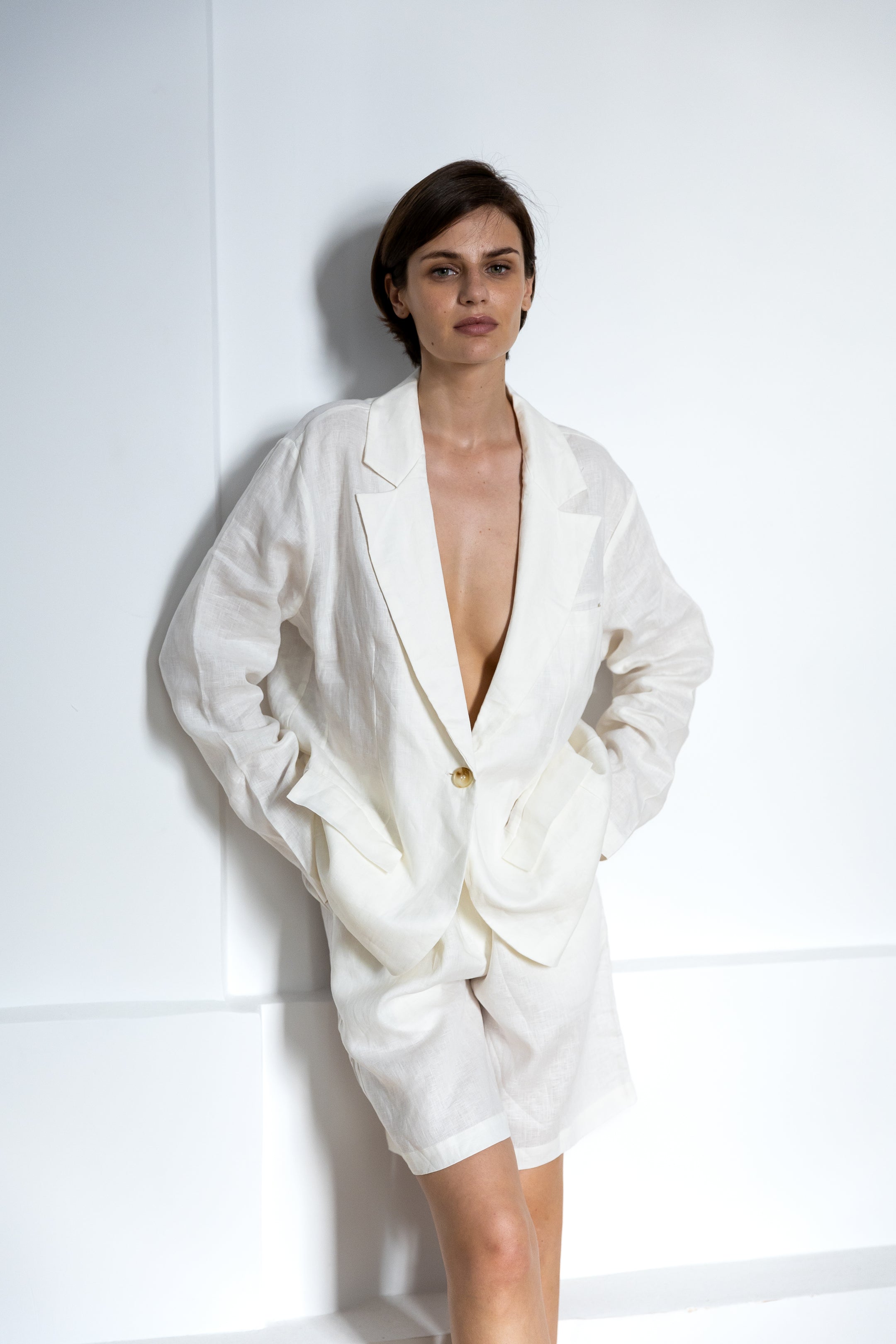 CLASSIC LINEN JACKET