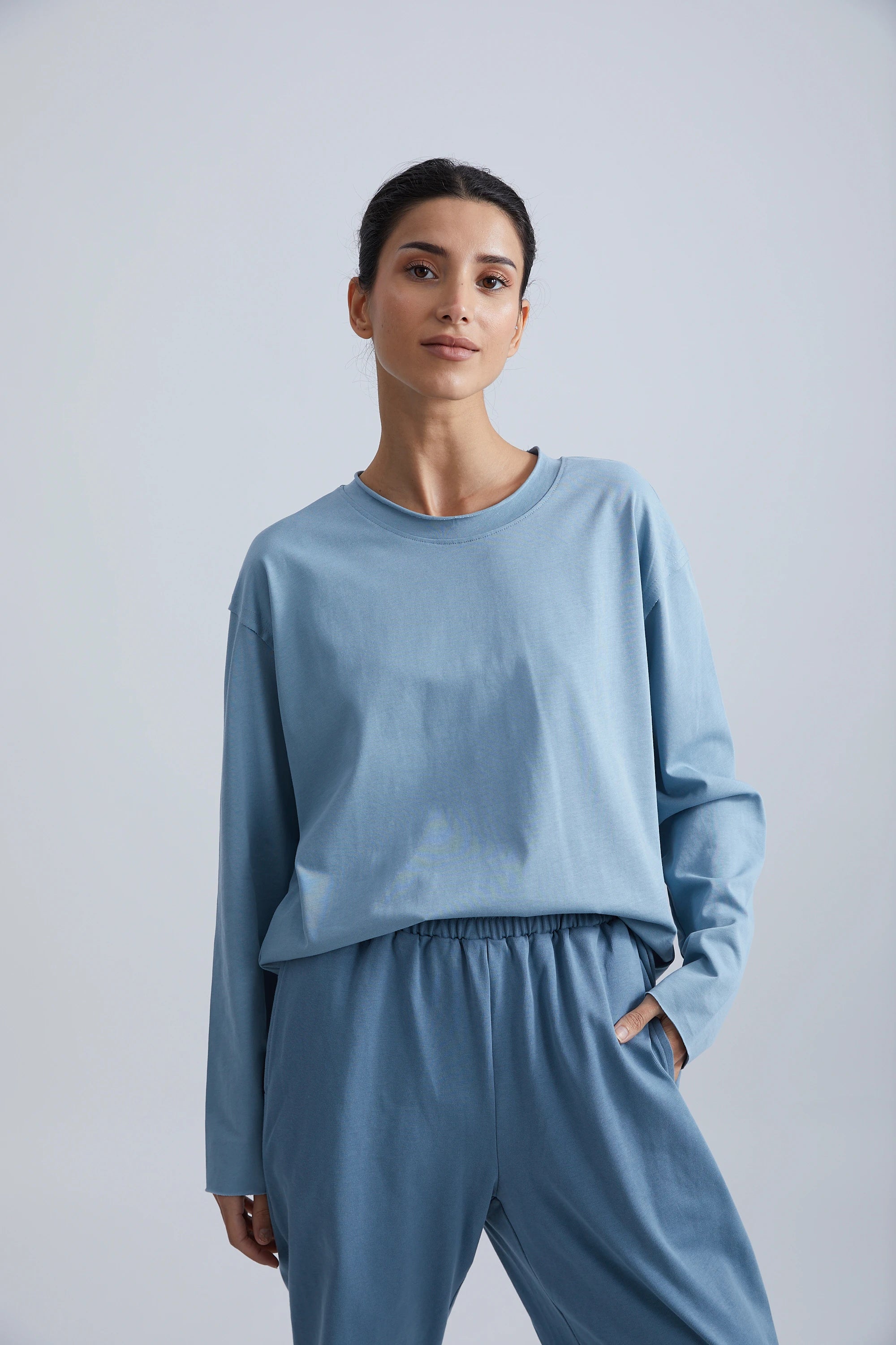 LONG SLEEVE WITH RAW EDGE