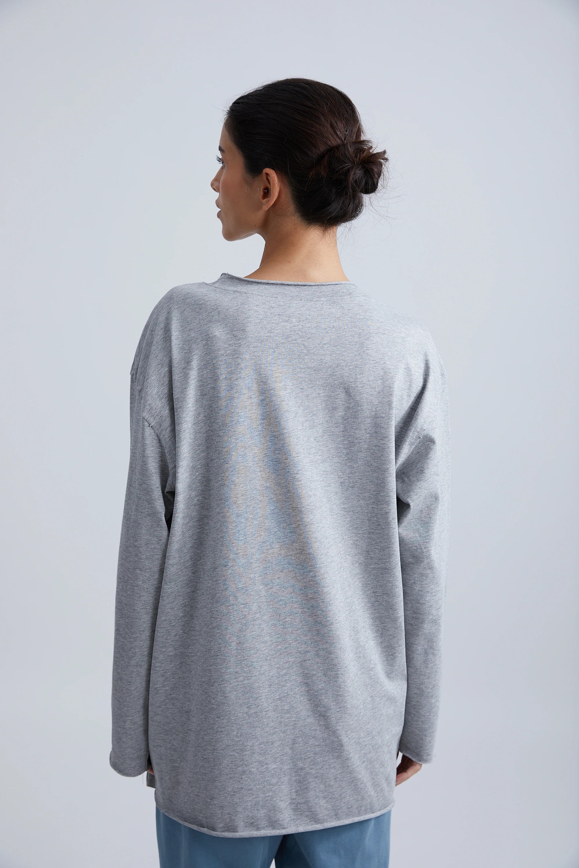 LONG SLEEVE WITH RAW EDGE